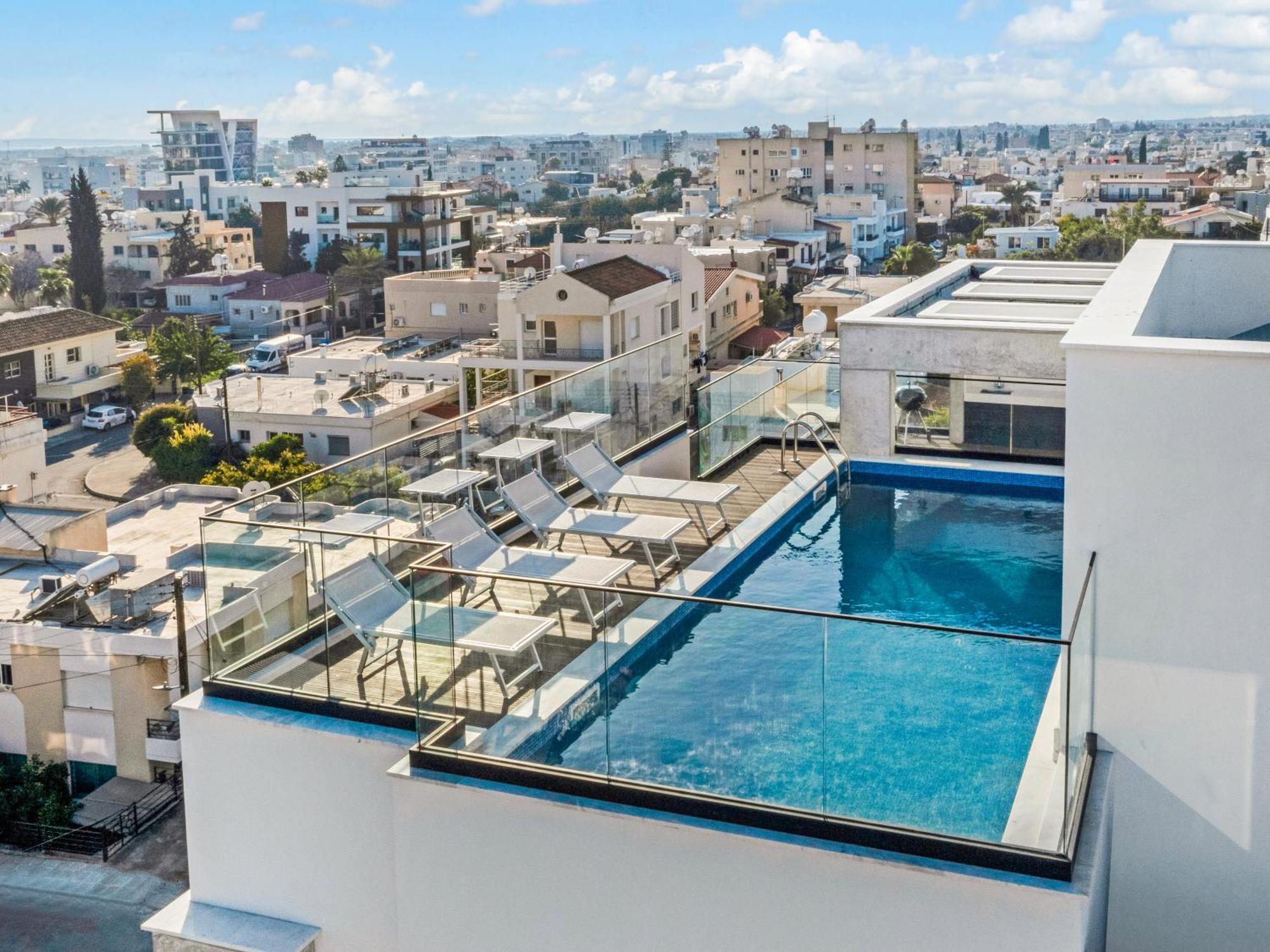 Sanders Crystal 1 Limassol Exterior photo